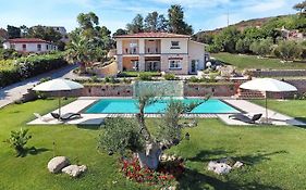 Villa Turquoise